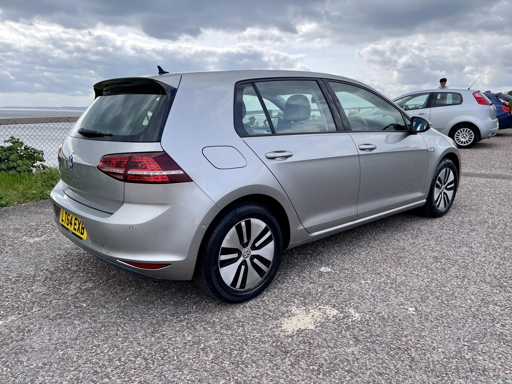 Volkswagen e-Golf e-Golf Hatchback 5dr Electric Auto (115 ps)